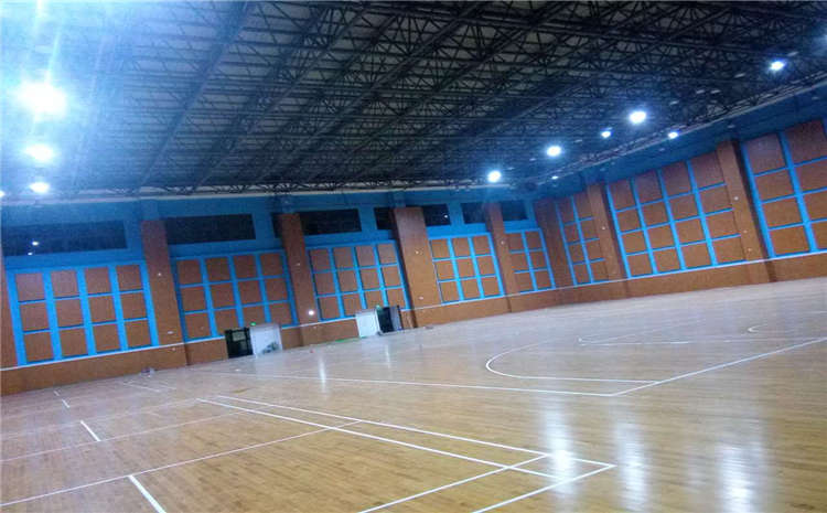 硬木企口運動木地板怎么選