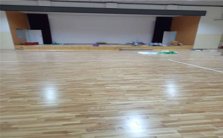 江西室內(nèi)運(yùn)動木地板工程案例