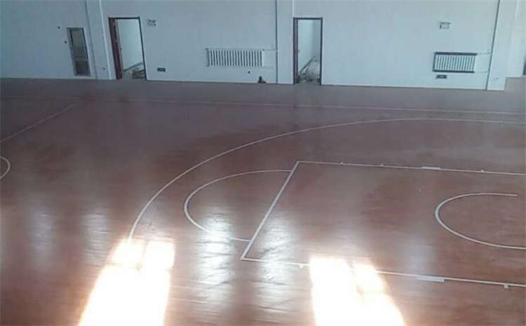 拼接板木地板籃球館施工技術方案
