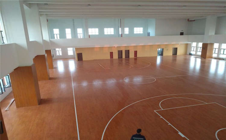 五角楓運(yùn)動籃球地板廠家報價表