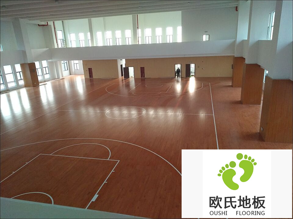 泰州雙河初小學籃球木地板安裝案例